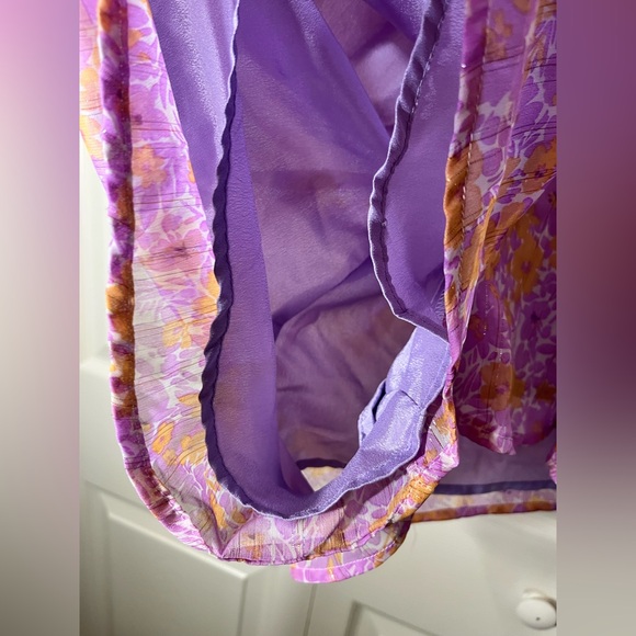 Nasty Gal Floral Puff Sleeve V-Neck Romper Size 10 - Picture 7 of 10